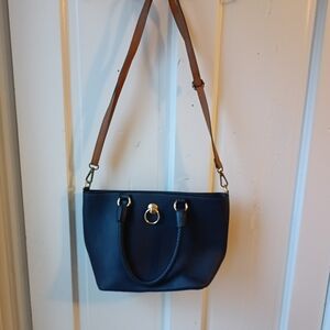 Chic Navy Shoulder Bag with Tan Strap